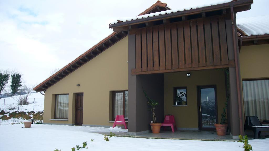Apartamentos La Senda San Juan de Parres Ngoại thất bức ảnh